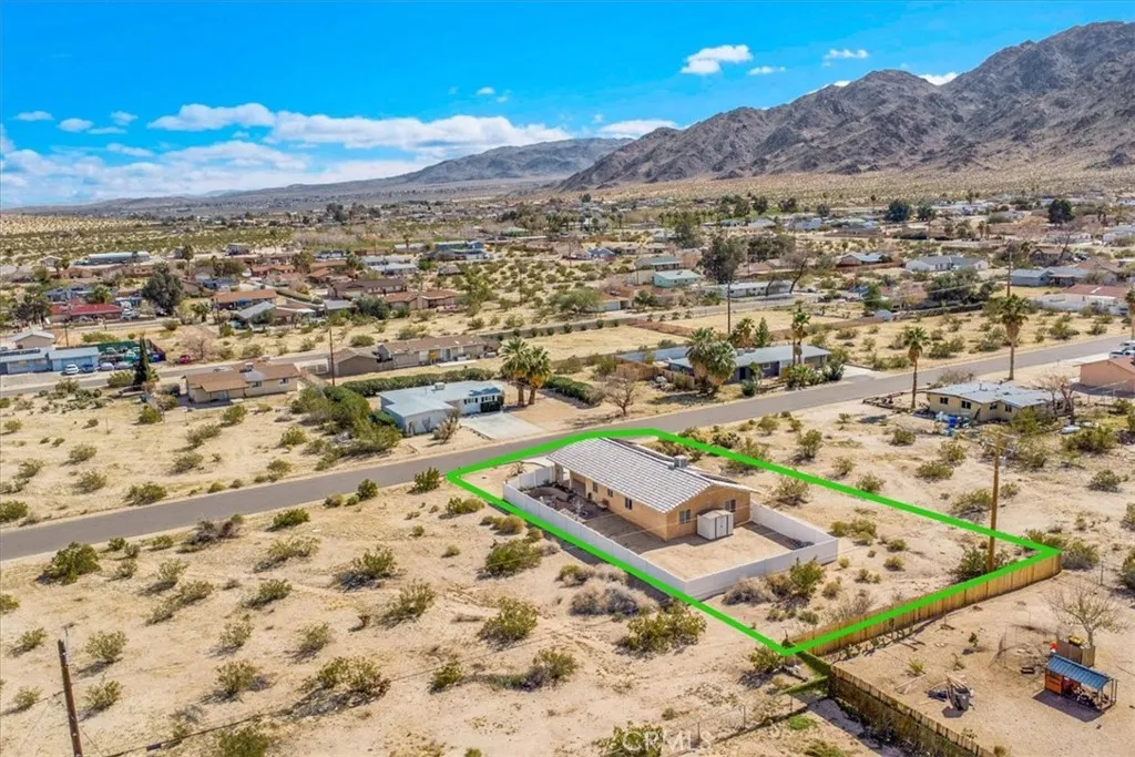 6752 Manzanita Avenue, Twentynine Palms, California 92277 home-pic-39