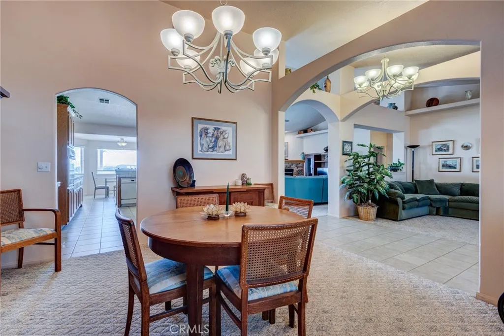 8605 Cantel Court, Oak Hills, California 92344 home-pic-12
