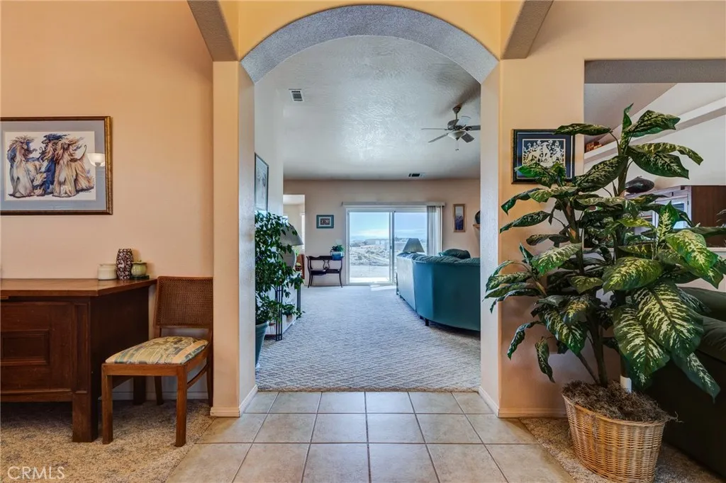 8605 Cantel Court, Oak Hills, California 92344 home-pic-8