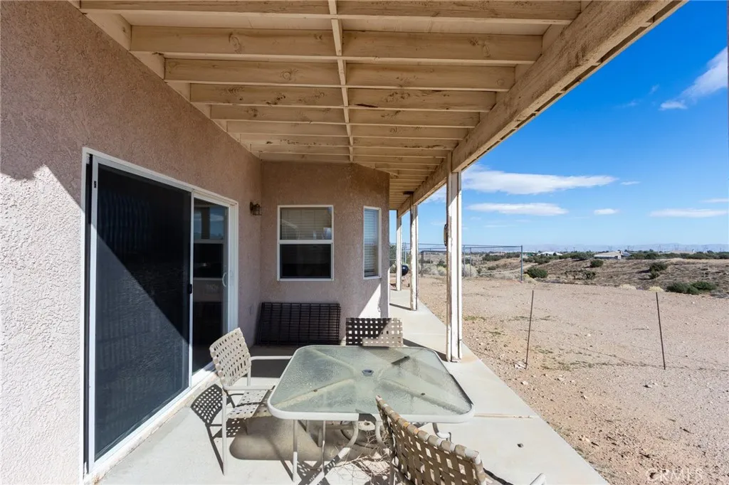 8605 Cantel Court, Oak Hills, California 92344 home-pic-53