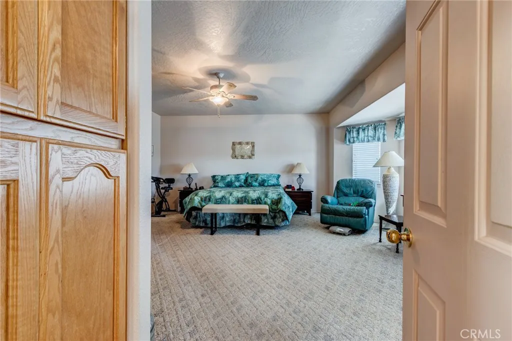 8605 Cantel Court, Oak Hills, California 92344 home-pic-26