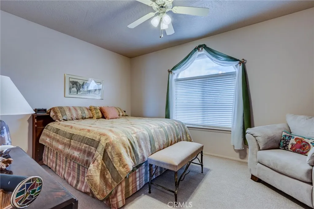 8605 Cantel Court, Oak Hills, California 92344 home-pic-34