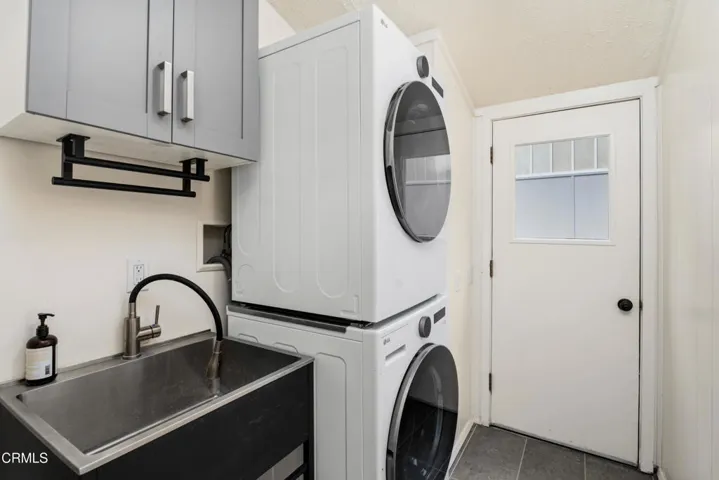 Laundry with Stainless Sink