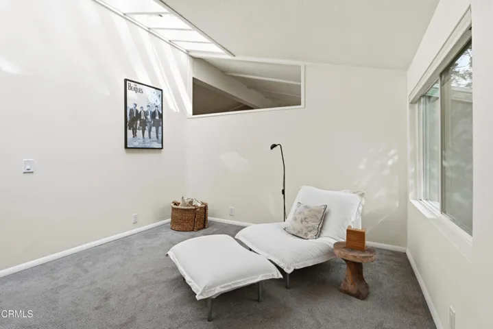 Bedroom/Office
