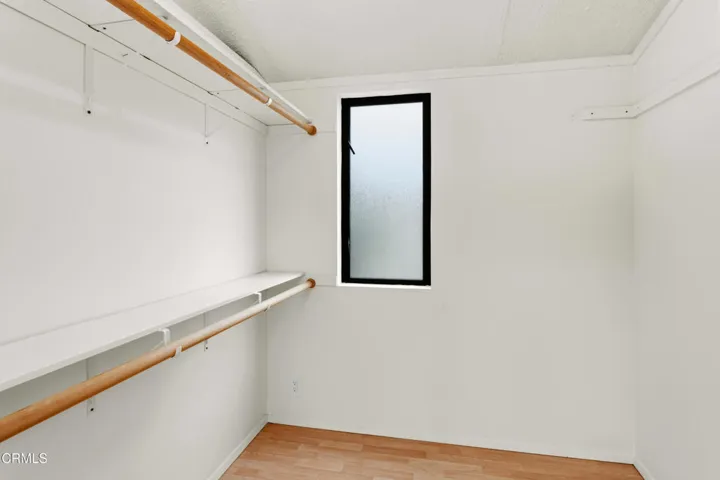Closet 1