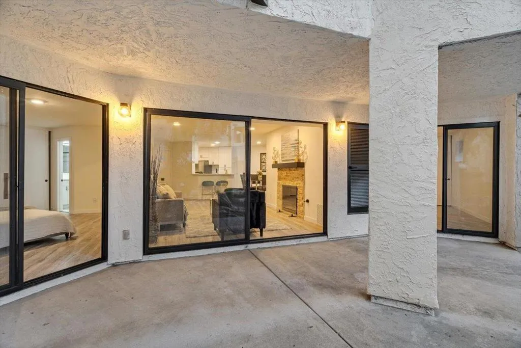 9745 Mesa Springs Way 142, San Diego, California 92126 home-pic-28