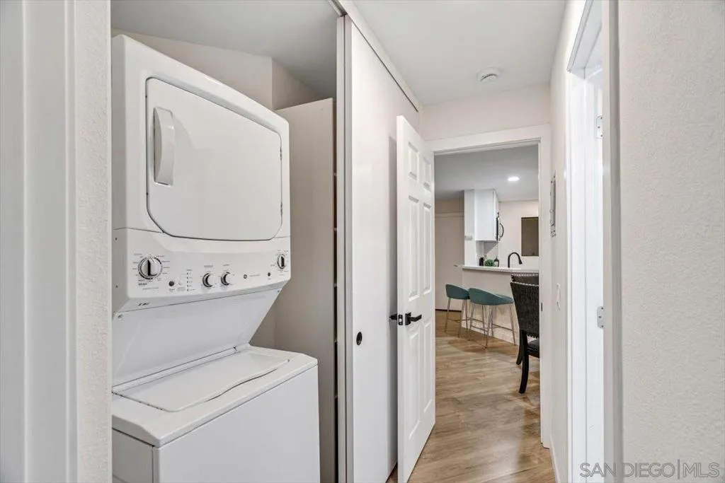 9745 Mesa Springs Way 142, San Diego, California 92126 home-pic-20