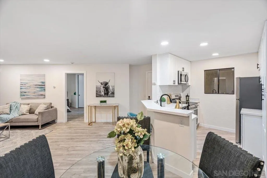 9745 Mesa Springs Way 142, San Diego, California 92126 home-pic-9