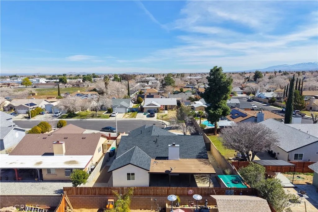 37901 Rosemarie Street, Palmdale, California 93550 home-pic-47