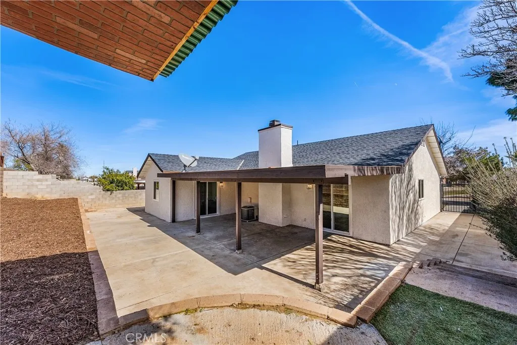 37901 Rosemarie Street, Palmdale, California 93550 home-pic-37