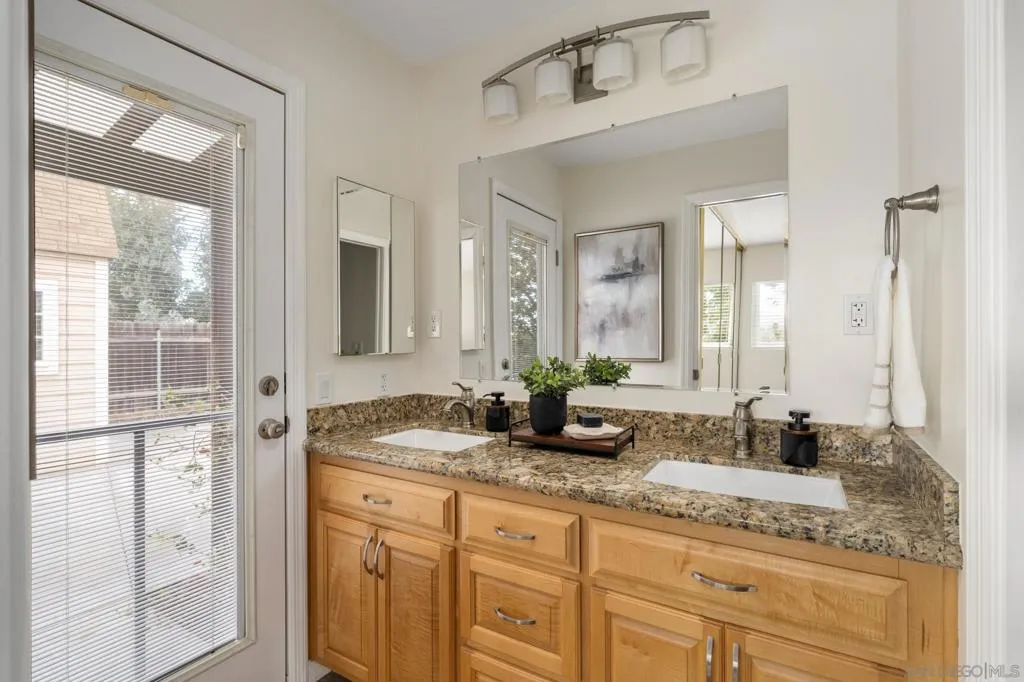 1975 Julianna St, El Cajon, California 92019 home-pic-23
