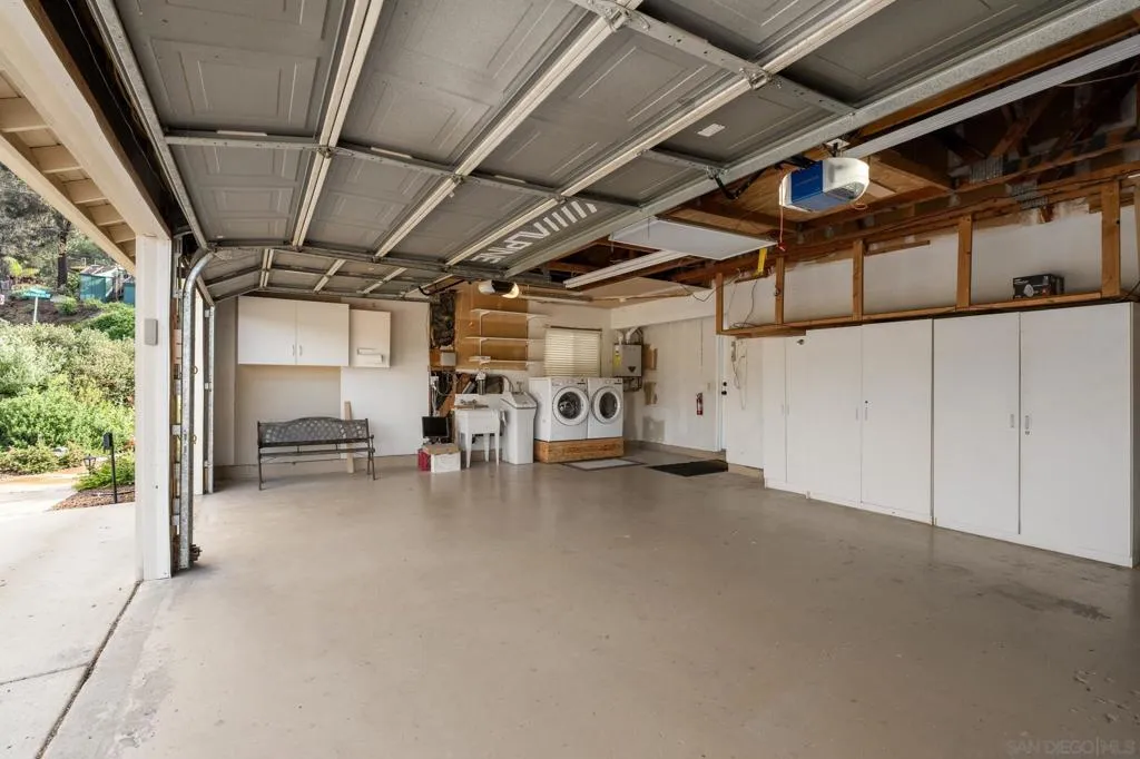 1975 Julianna St, El Cajon, California 92019 home-pic-36