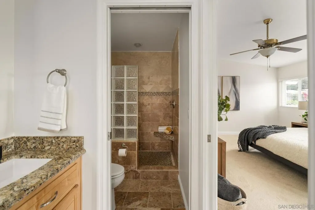 1975 Julianna St, El Cajon, California 92019 home-pic-24