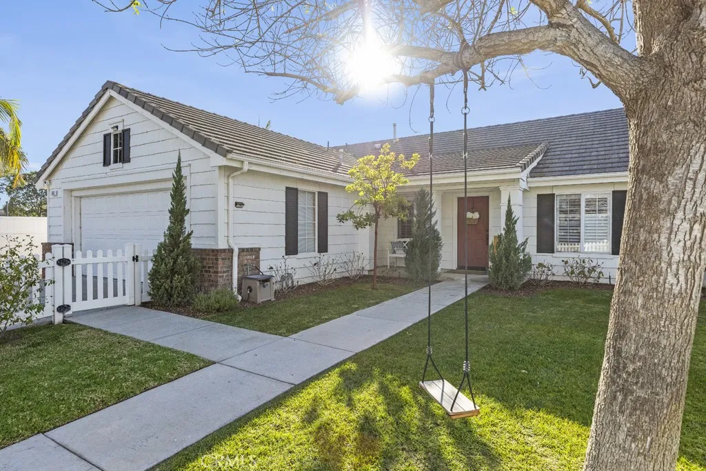 565 Rosalinda Drive, Oxnard, California 93030 home-pic-4