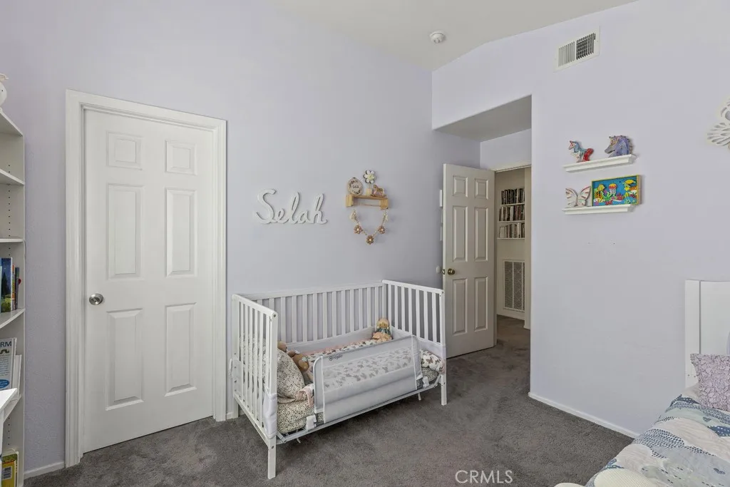 565 Rosalinda Drive, Oxnard, California 93030 home-pic-27