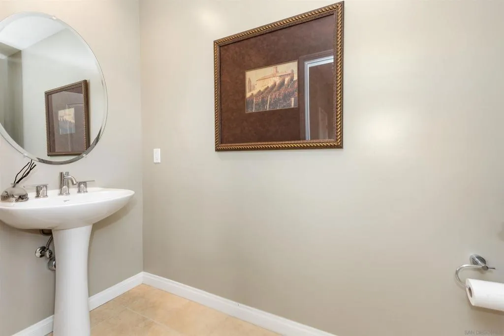 301 Mission Ave 601, Oceanside, California 92054 home-pic-13