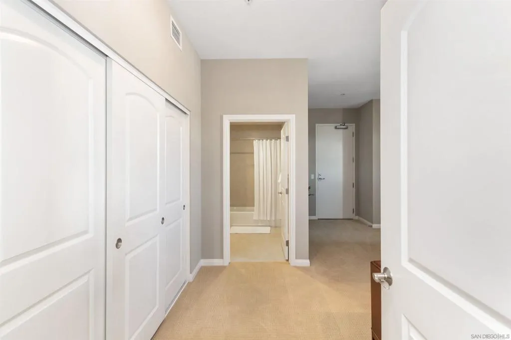 301 Mission Ave 601, Oceanside, California 92054 home-pic-42