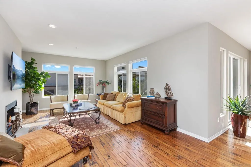 301 Mission Ave 601, Oceanside, California 92054 home-pic-29