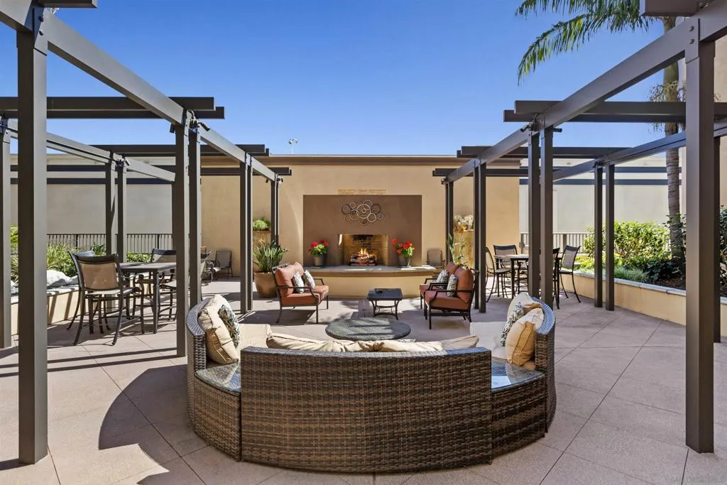 301 Mission Ave 601, Oceanside, California 92054 home-pic-48