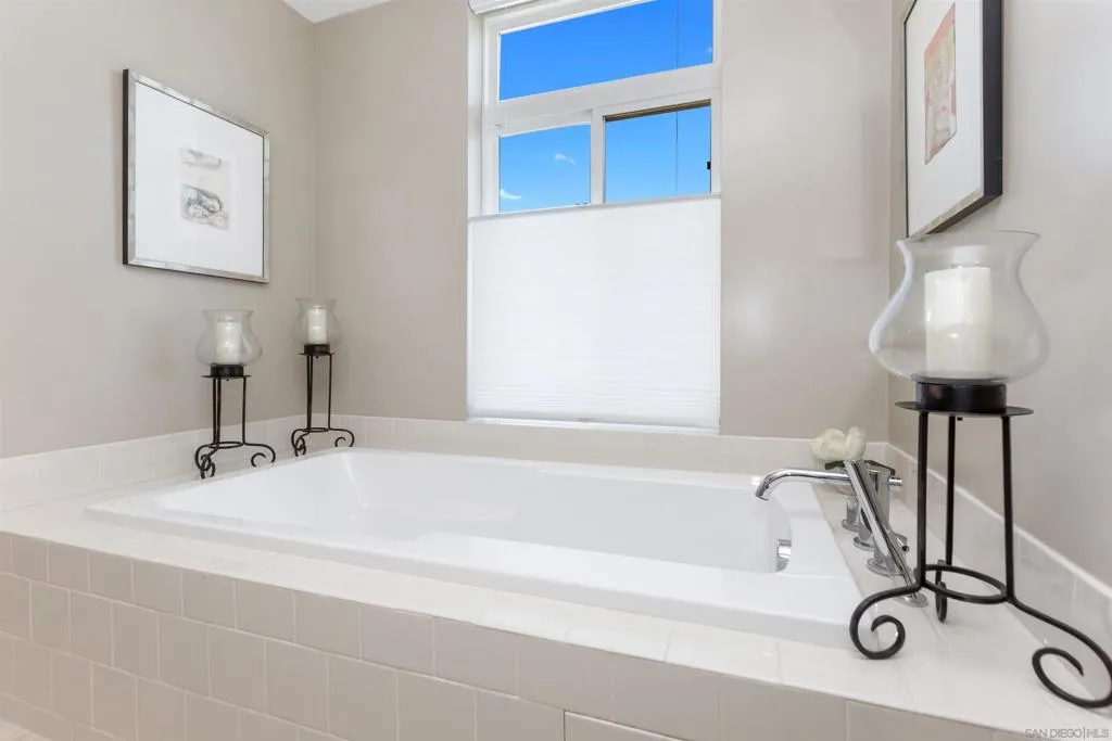 301 Mission Ave 601, Oceanside, California 92054 home-pic-39