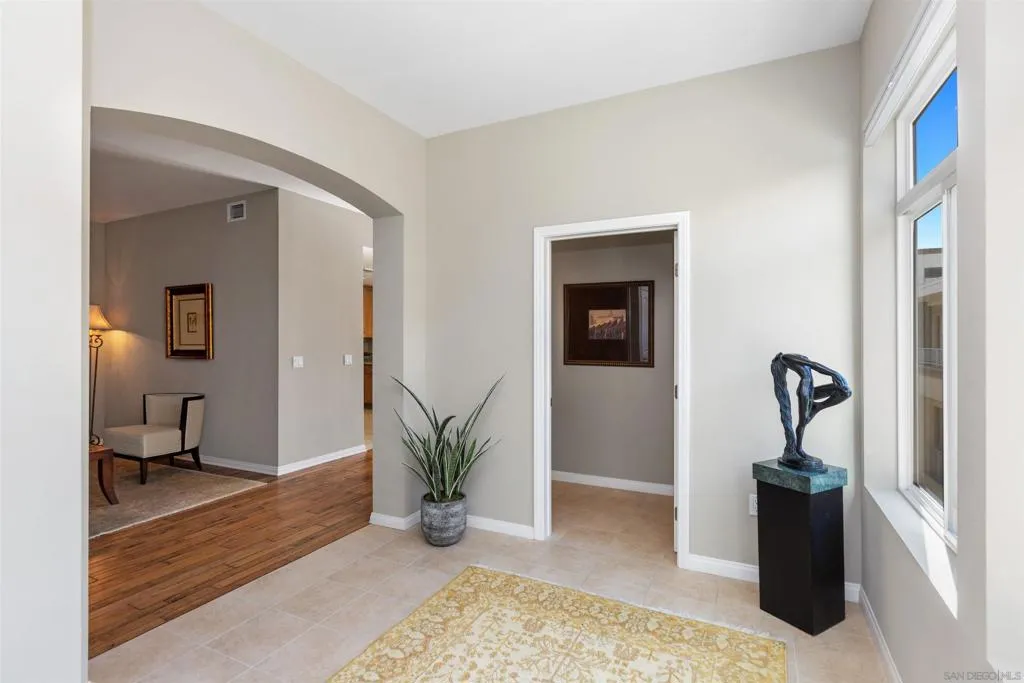 301 Mission Ave 601, Oceanside, California 92054 home-pic-12