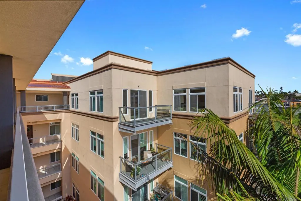301 Mission Ave 601, Oceanside, California 92054 home-pic-6