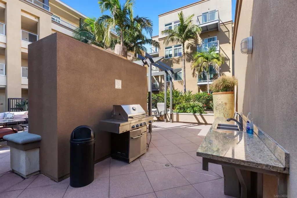 301 Mission Ave 601, Oceanside, California 92054 home-pic-49