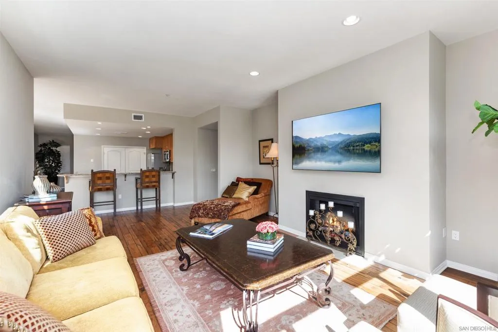 301 Mission Ave 601, Oceanside, California 92054 home-pic-31