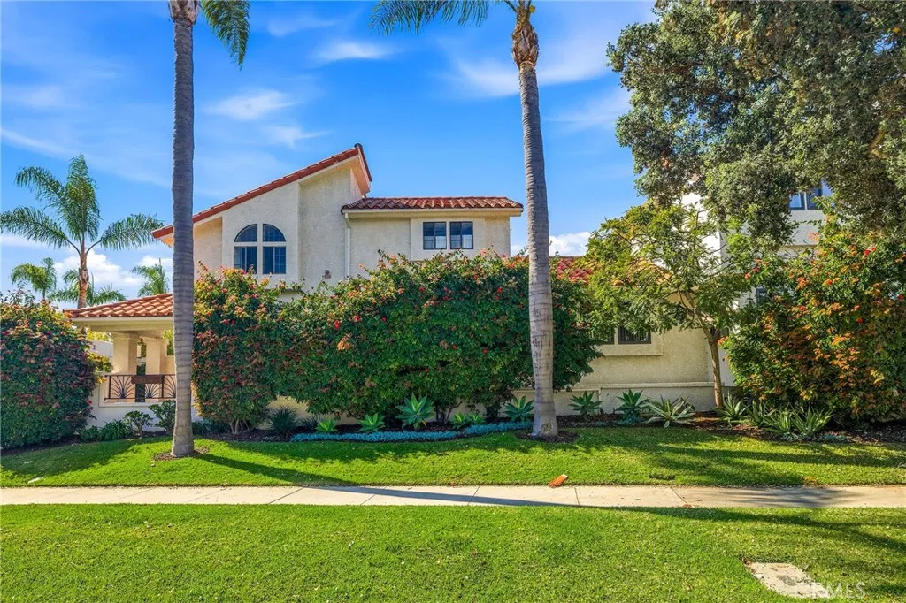 231 N Broadway 3, Redondo Beach, California 90277 home-pic-58
