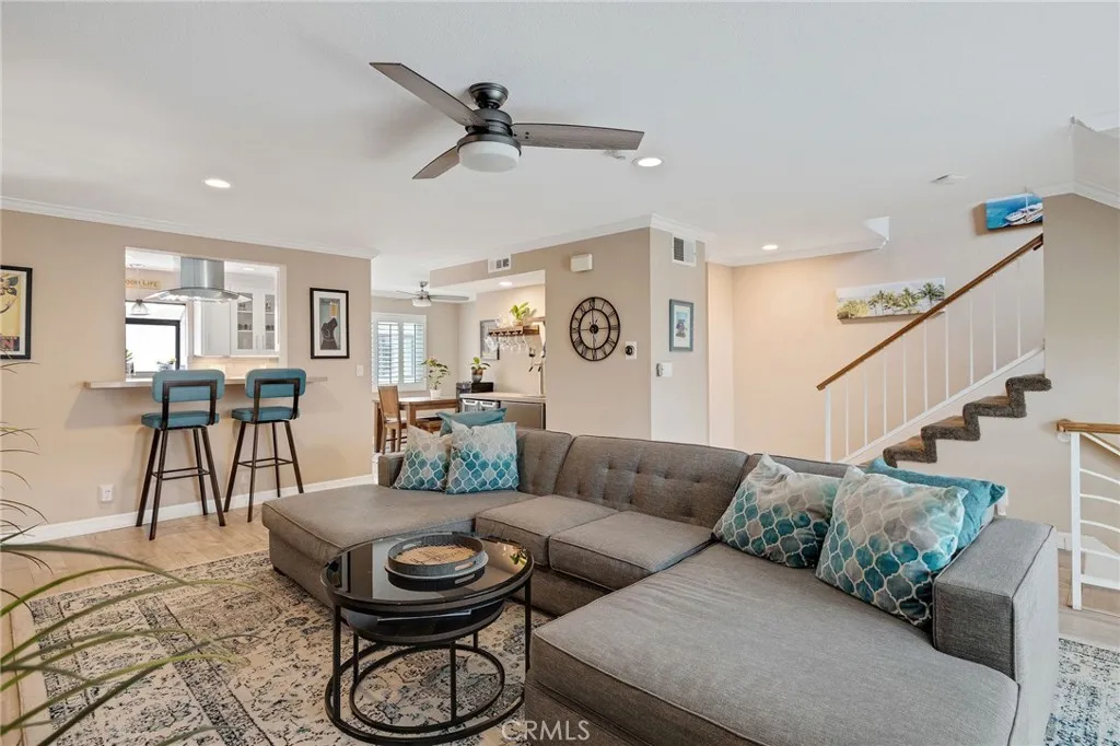 231 N Broadway 3, Redondo Beach, California 90277 home-pic-11