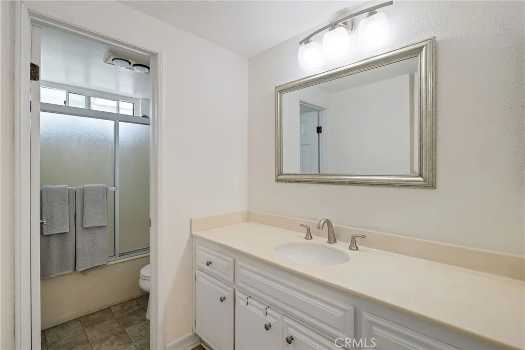 231 N Broadway 3, Redondo Beach, California 90277 home-pic-45
