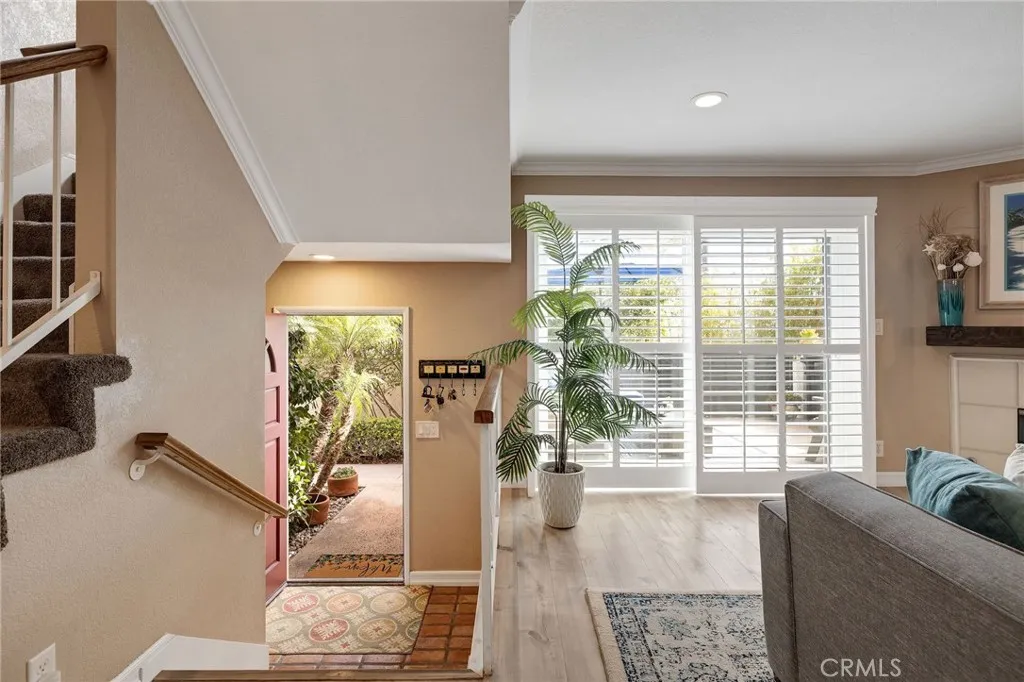 231 N Broadway 3, Redondo Beach, California 90277 home-pic-6