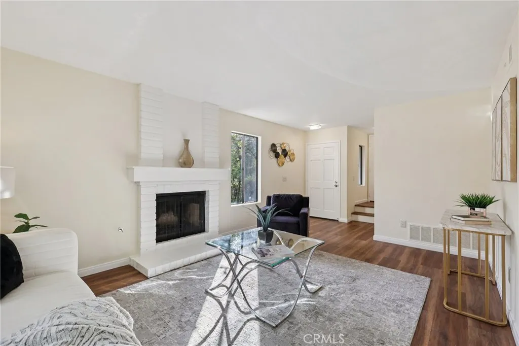 3443 Reynard A, San Diego, California 92103 home-pic-6