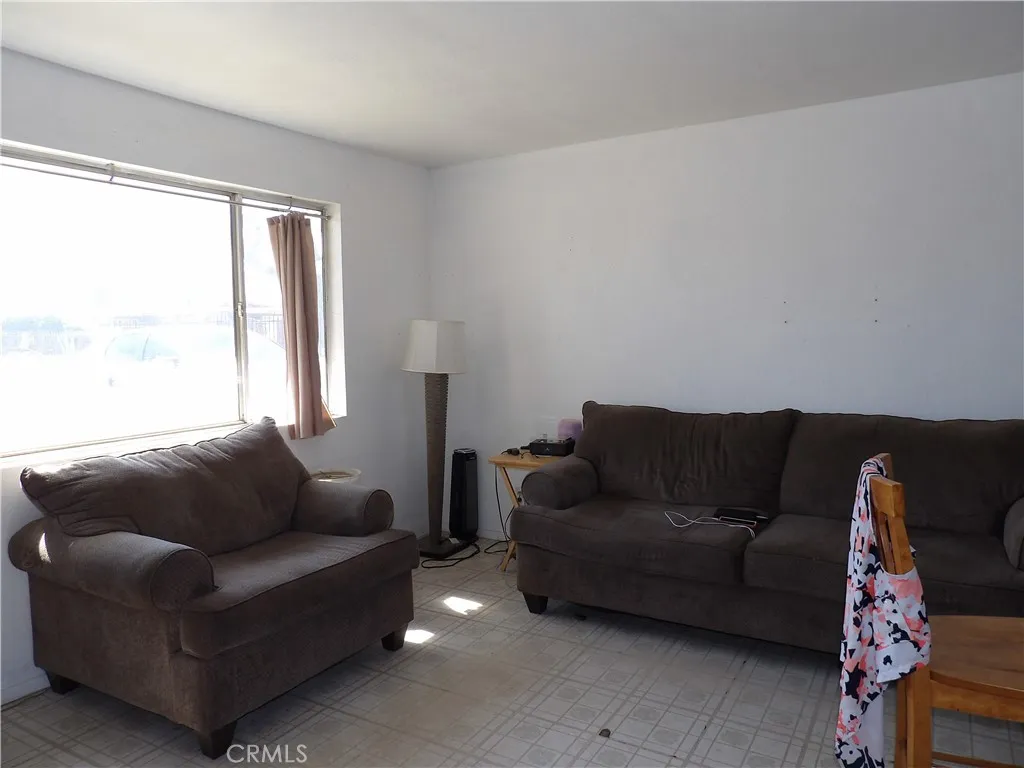 85164 Bagdad Avenue, Coachella, California 92236 home-pic-5
