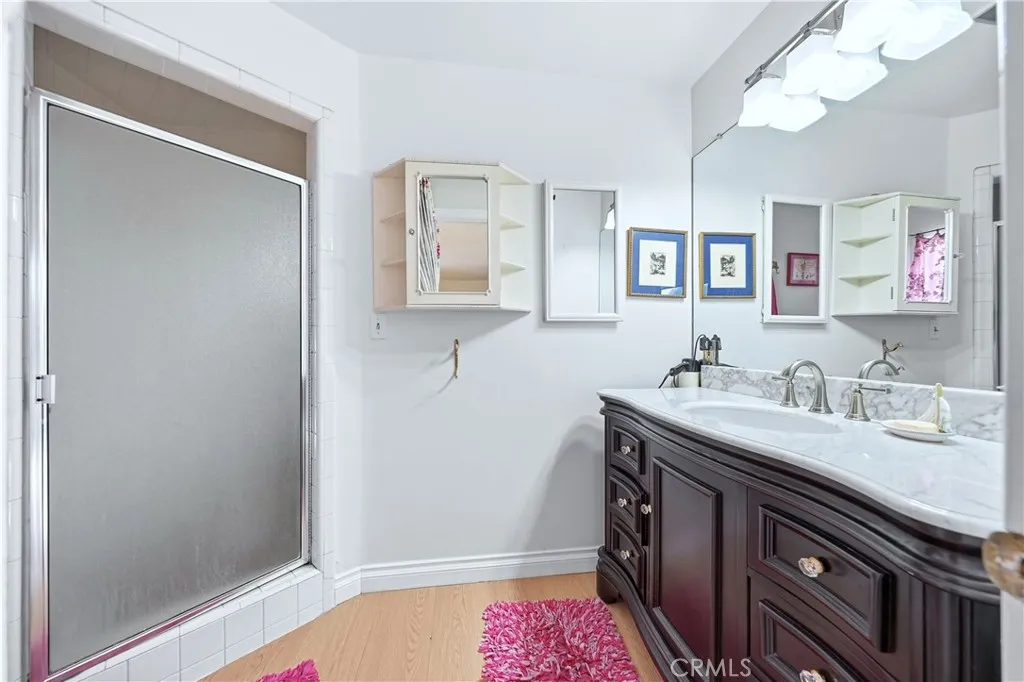 5203 E Abbeyfield Street, Long Beach, California 90815 home-pic-16
