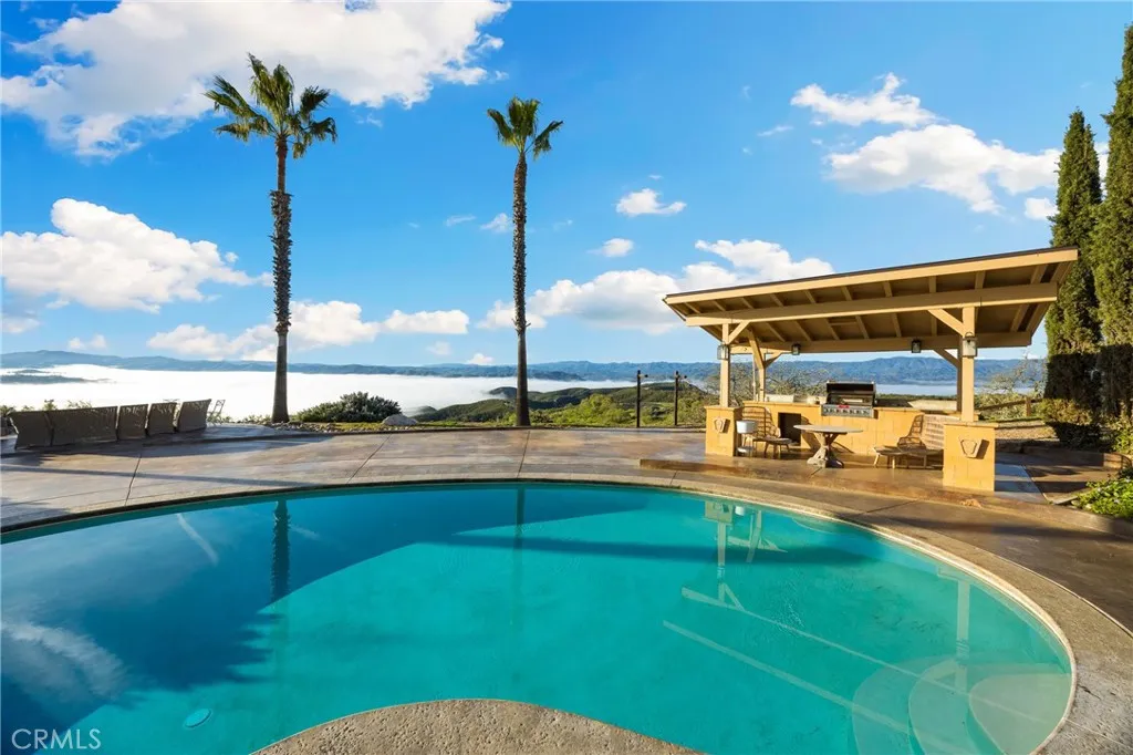 1220 Skylar Lane, Lake Nacimiento, California 93426 home-pic-34