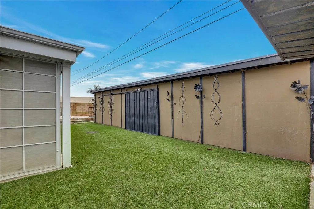 1652 Lance, Tustin, California 92780 home-pic-35
