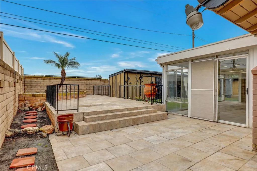 1652 Lance, Tustin, California 92780 home-pic-34