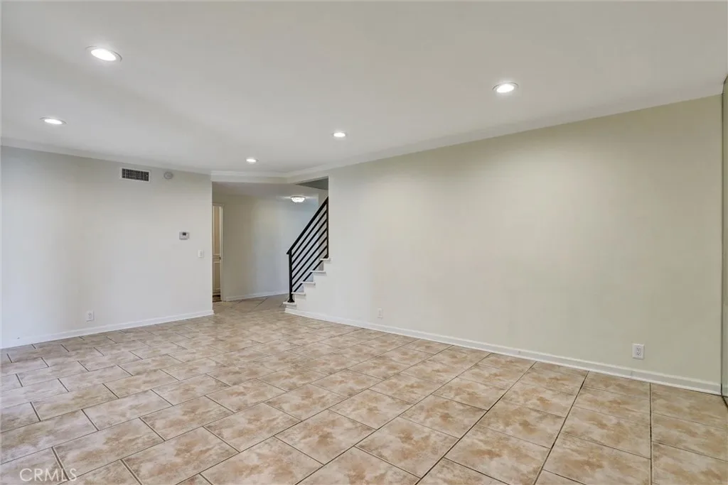 1652 Lance, Tustin, California 92780 home-pic-19