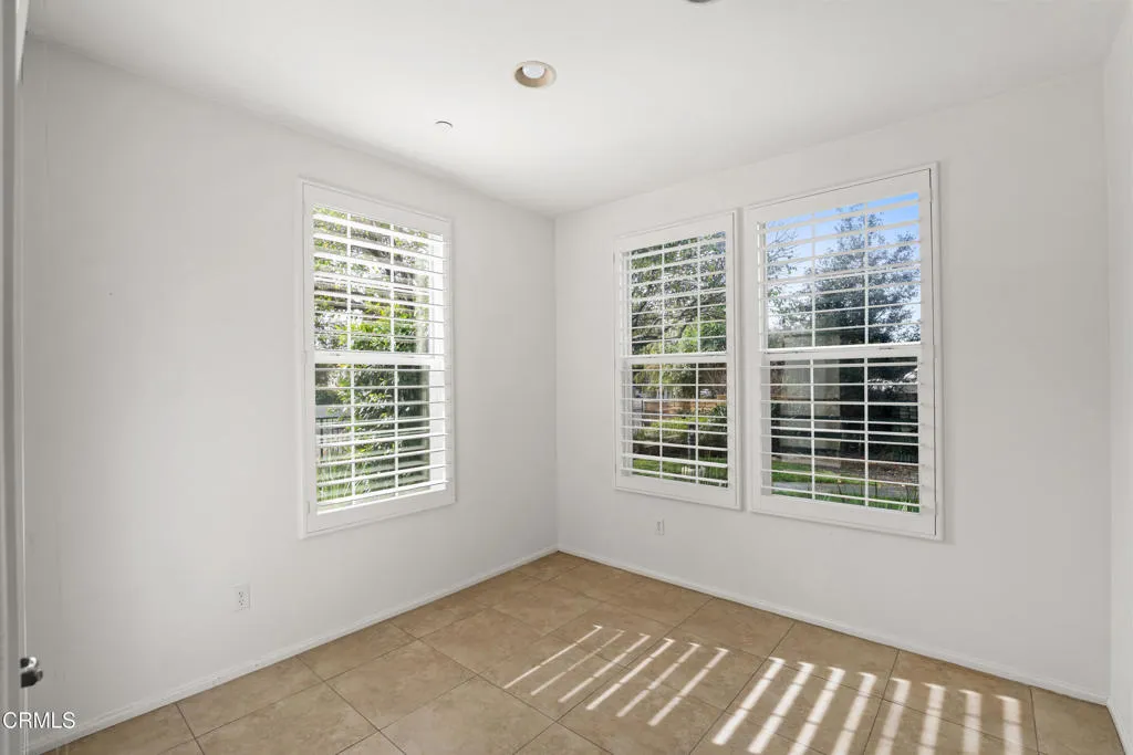 5326 Gillespie Street, Ventura, California 93003 home-pic-17