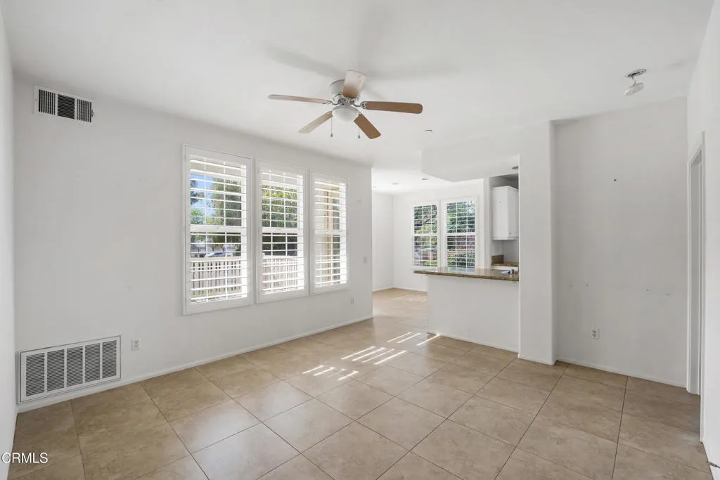 5326 Gillespie Street, Ventura, California 93003 home-pic-8