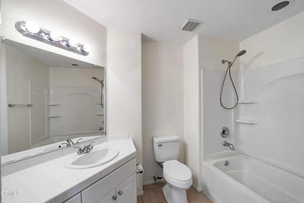 5326 Gillespie Street, Ventura, California 93003 home-pic-30