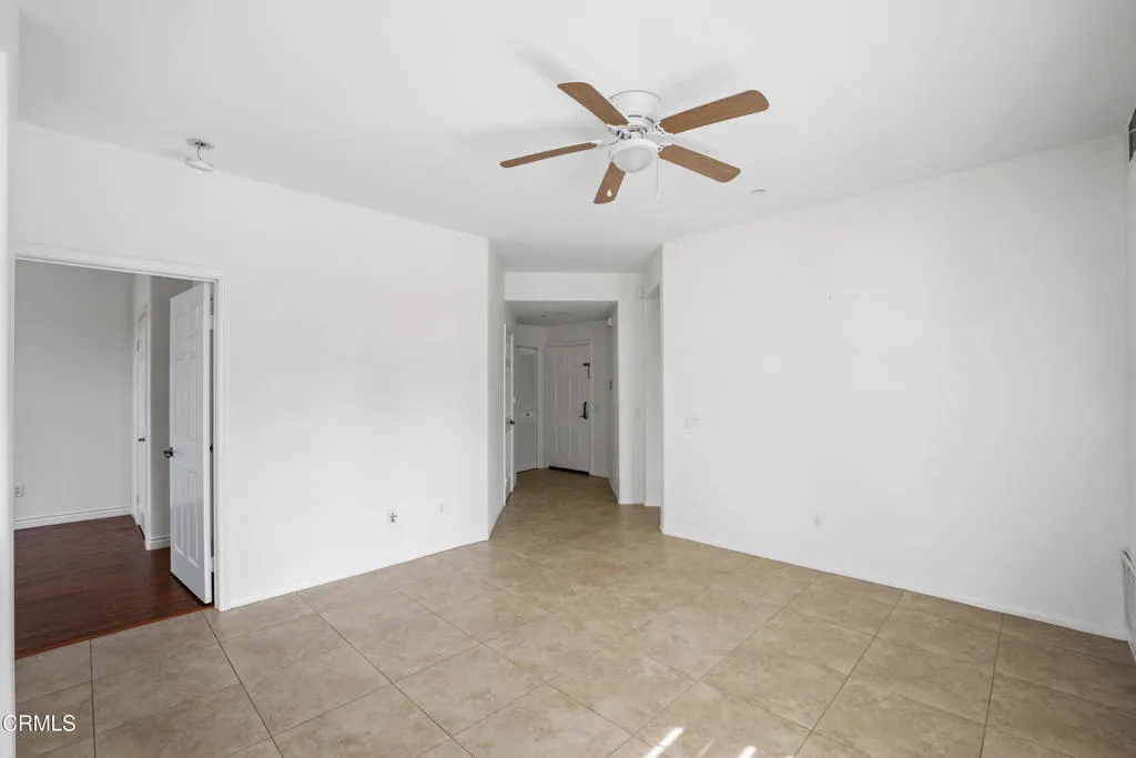 5326 Gillespie Street, Ventura, California 93003 home-pic-10