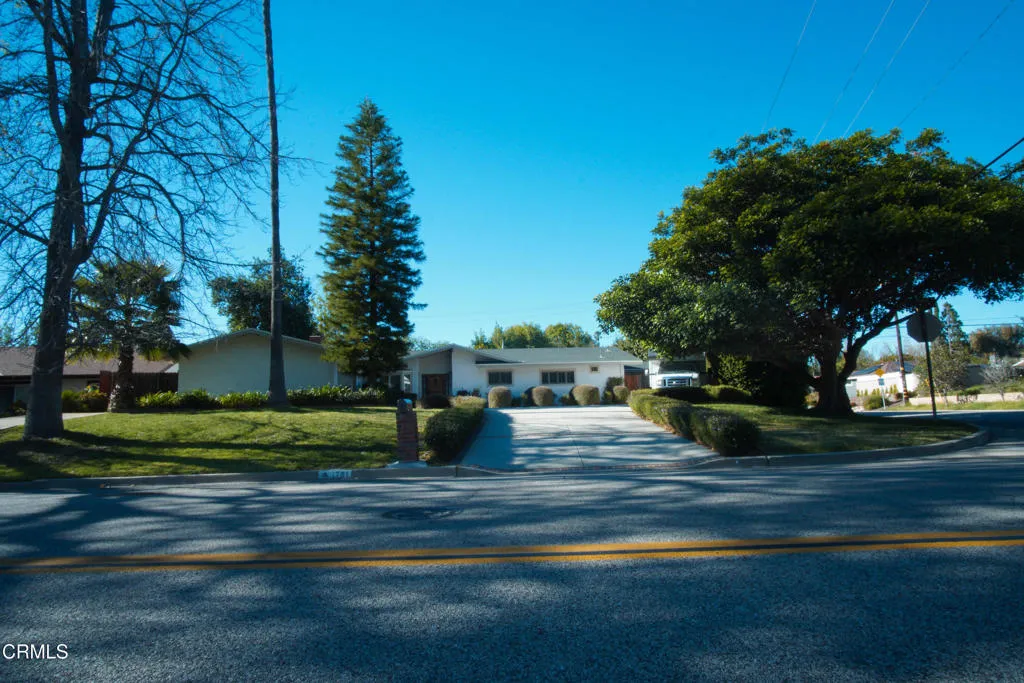 1781 El Monte Drive, Thousand Oaks, California 91362 home-pic-2
