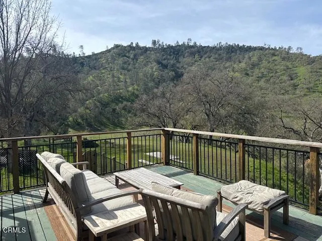 79356728841__80295815-CF75-4219-AB82-486