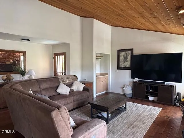 79357481062__631583E2-8779-41C7-8904-246