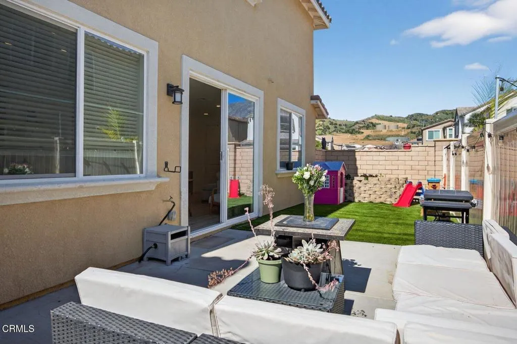1936 Tangelo Way, Santa Paula, California 93060 home-pic-22