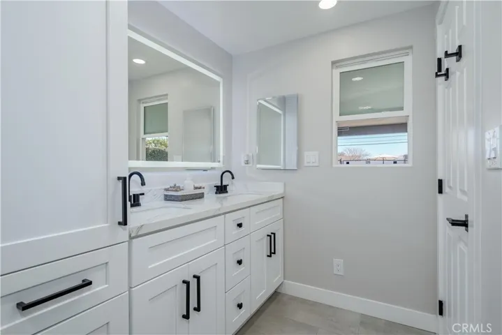 Main House Primary Bathroom