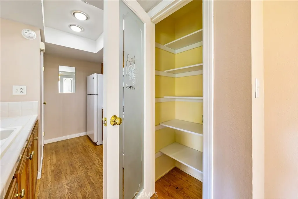 3045 Knollwood Avenue, La Verne, California 91750 home-pic-11