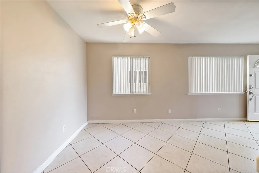 3045 Knollwood Avenue, La Verne, California 91750 home-pic-10